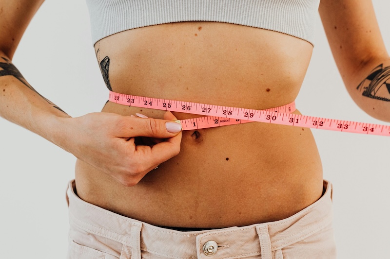 Bioimpedância vs. IMC: Por Que Perder Gordura É Diferente de Perder Peso